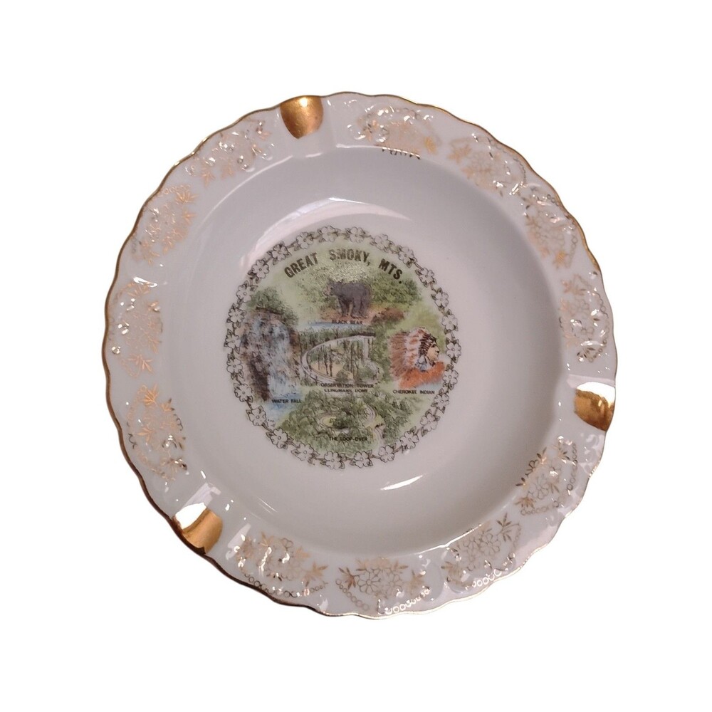 Vintage Porcelain Souvenir Ashtray From The Great Smoky Mountains